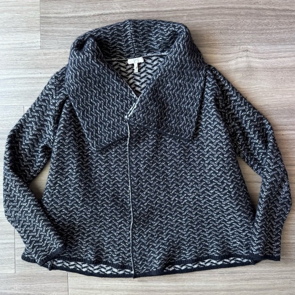Joie Wool Yak Open Front Black White Cardigan Sweater Size Small - Picture 2 of 7